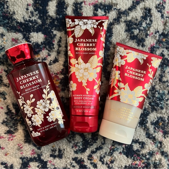 BATH & BODY WORKS | Japanese Cherry Blossom Bundle - Picture 1 of 7